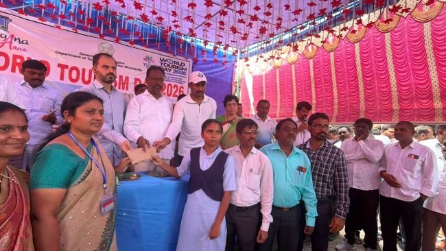 పాండవుల గుట్టను పర్యాటక కేంద్రంగా తీర్చిదిద్దేందుకు కృషి