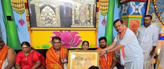 మల్లన్న సేవలో తెలంగాణ రాష్ట్ర ఎస్సీ,ఎస్టీ కమిషన్ చైర్మన్