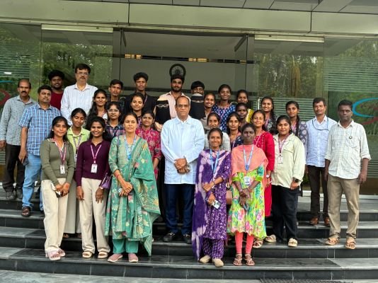 సపల ఆర్గానిక్ సంస్థను సందర్శించిన  సాందీపని  డిగ్రీ కళాశాల విద్యార్థులు