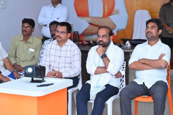 ధర్మవరం చెరువు ఆక్రమణలను తొలగిస్తాం రాష్ట్ర మంత్రి సత్య కుమార్ యాదవ్