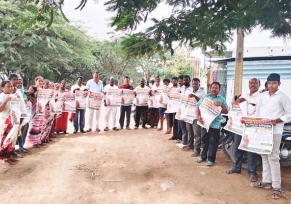 పోస్టర్ల ఆవిష్కరణ