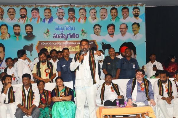 గొల్ల కురుమల అభివృద్ధికి కట్టుబడి ఉన్నాం