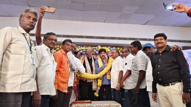 ఆర్యవైశ్యులు ఆదర్శ భావాలు కలవారు,  ఎమ్మెల్యే సొంగ రోషన్‌కుమార్