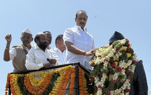 కొండా లక్ష్మణ్ బాపూజీకి ఘన నివాళి