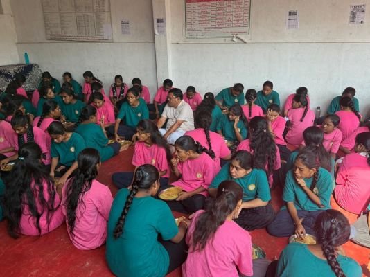 హాస్టల్‌లో పరిశుభ్రతకు పెద్దపీట