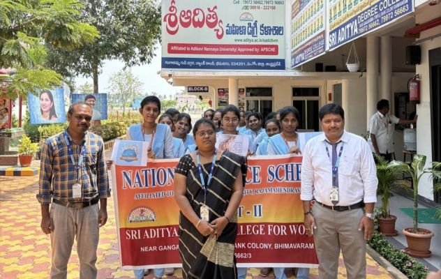 శ్రీఆదిత్య మహిళా డిగ్రీ కళాశాలలో ప్రపంచ పర్యాటక దినోత్సవం