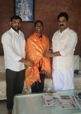 తెలంగాణకు మరో ఆణిముత్యం.. ఏషియన్‌ చాంపియన్‌షిప్‌కు ఆకుల అక్షిత ఎంపిక