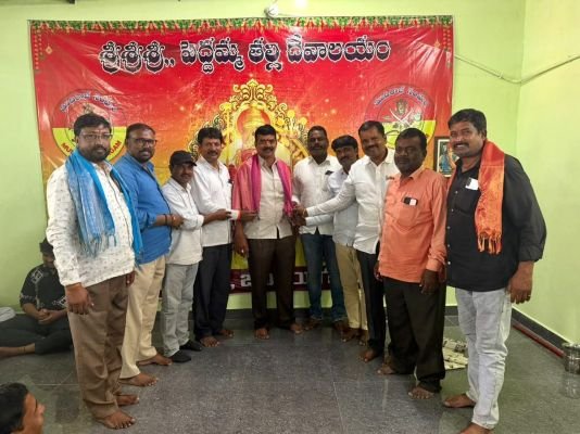 శ్రీలక్ష్మీ నర్సింహ యూత్ అధ్యక్షుడిగా దేవేందర్ 
