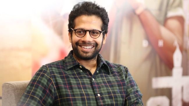 టాలీవుడ్ సెన్సేషనల్ డైరెక్టర్ వెంకీ అట్లూరి లైనప్.. స్టార్ హీరోలతో క్రేజీ ప్రాజెక్ట్స్