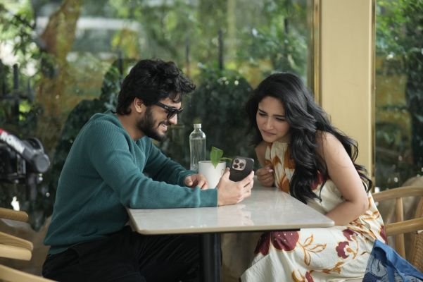 prabhas-releases-romeo-juliet-movie-story-glimpse