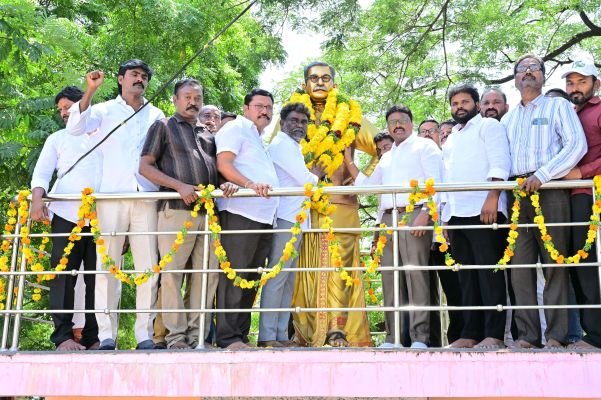 అణగారిన వర్గాల బాధలను కవిత రూపంలో పొందుపరిచిన మహాకవి గుర్రం జాషువా