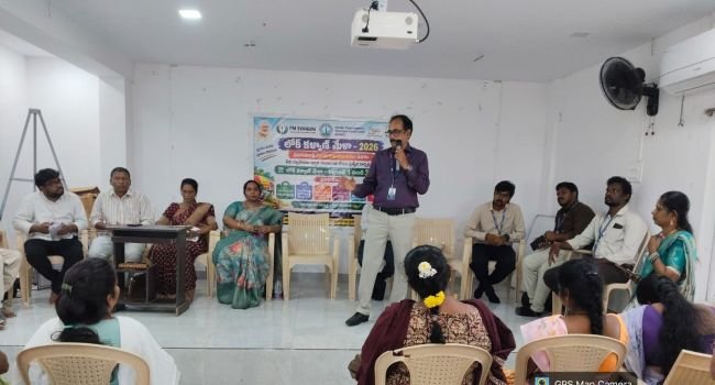 పీఎం స్వనిధితో వీధి వ్యాపారులకు ఆర్థిక భరోసా