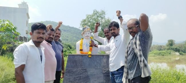 భగత్‌సింగ్‌కు జనసేన నాయకుల నివాళి