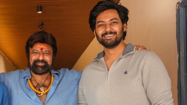 నందమూరి మోక్షజ్ఞ డెబ్యూ మూవీలో అదిరిపోయే ట్విస్ట్.. సెకండ్ హాఫ్‌లో బాలయ్య సర్ప్రైజ్?