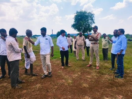 వడ్డెరల భూములకు రక్షణ కల్పించండి సారూ..!