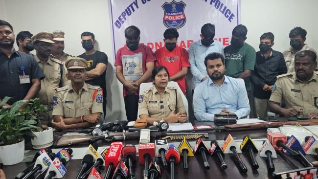స్పోర్ట్స్ కోటాలో రైఫిల్ పొంది.... కృష్ణ జింకను వేటాడి...!