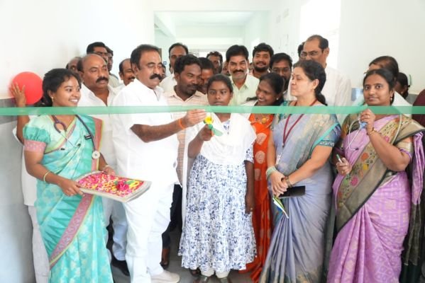 ఏరియా వైద్యశాలలో 'సేవా సంకల్ప అభియాన్': ముఖ్యఅతిథిగా పాల్గొన్న  ఎమ్మెల్యే కావ్య.