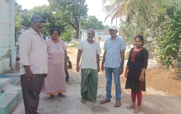 గంగాయపల్లిలో చెత్త బుట్టలు, బ్యాగుల వినియోగంపై - ఇంటింటా అవగాహన  డిప్యూటీ ఎంపీడీవో రమేష్..