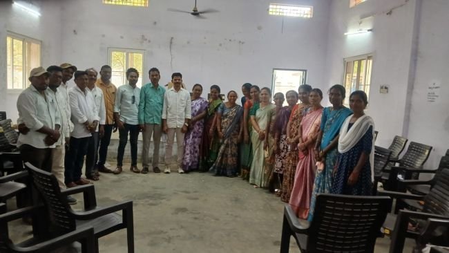 రాజీ కుదిరిన ఎంపీఓ సర్పంచుల మధ్య వివాదం