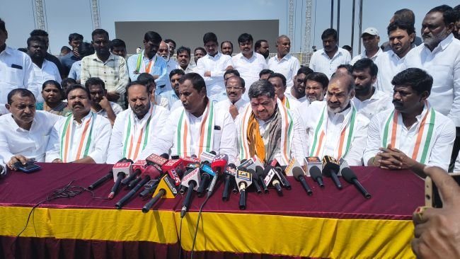 సీఎం సిరిసిల్ల సభను విజయవంతం చేయండి