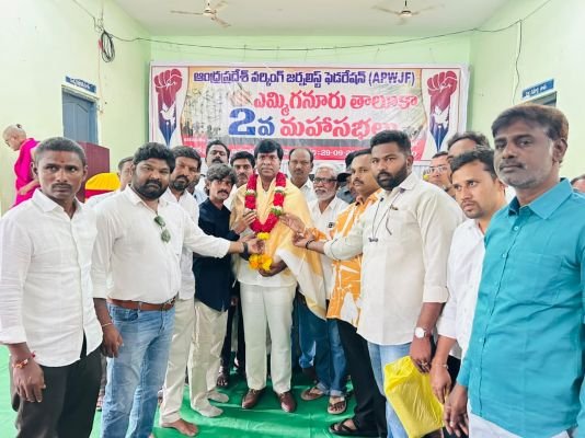 జర్నలిస్ట్ సంక్షేమ ం కోసం కృషి చేస్తాం 