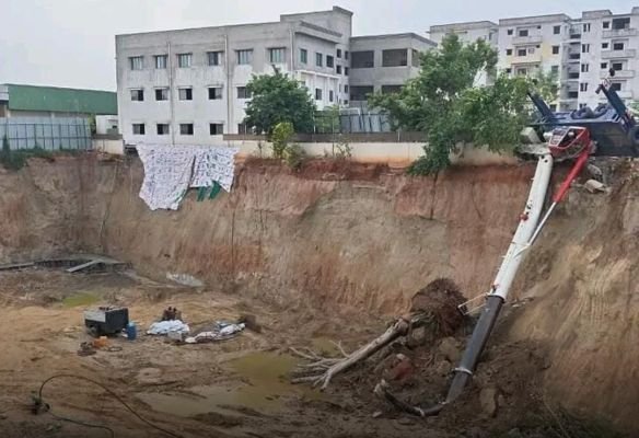 తిరుపతిలో ఘోర ప్రమాదం ముగ్గురు మృతి ఇద్దరు పరిస్థితి విషమం