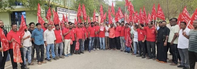 సిఆర్ఎస్ కార్మికుల సమస్యలను తక్షణమే పరిష్కరించాలి…………బ్రాంచ్ చైర్మన్ సదాశివరెడ్డి