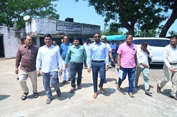 రాయికల్ మండలంలో రెసిడెన్షియల్ పాఠశాలల్లో ఆకస్మిక తనిఖీ