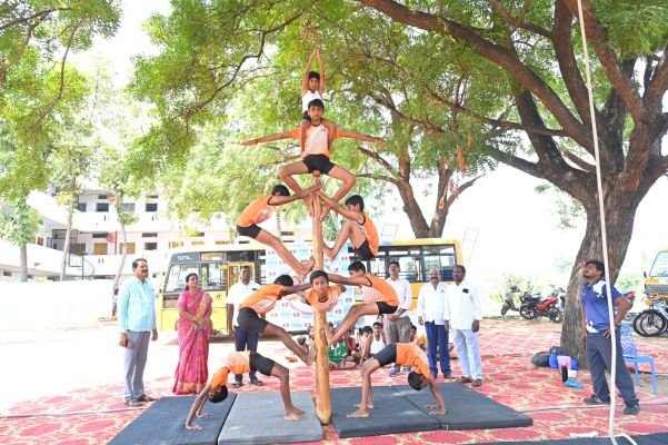 మల్కంబ్‌లో సత్తా చాటిన విద్యార్థులు
