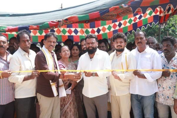 గ్రామాల అభివృద్ధికి ప్రభుత్వం ప్రాధాన్యం మంత్రి సుభాష్