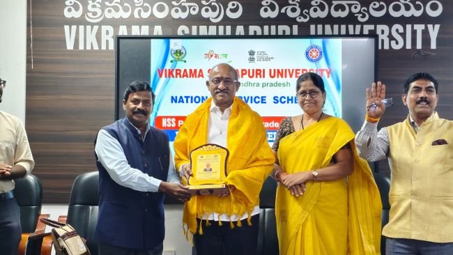 వీఎస్‌యూలో ప్రి-రిపబ్లిక్ డే పరేడ్ ఎంపికలు