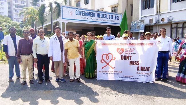 గుండెజబ్బుల ముప్పు నుంచి బయటపడేందుకు జీవనశైలిలో మార్పులు అవసరం