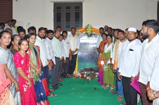 చౌటుప్పల్‌కు రూ.15 కోట్ల అభివృద్ధి వరం