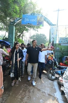 రైతు బజార్ ను సందర్శించిన గంటా
