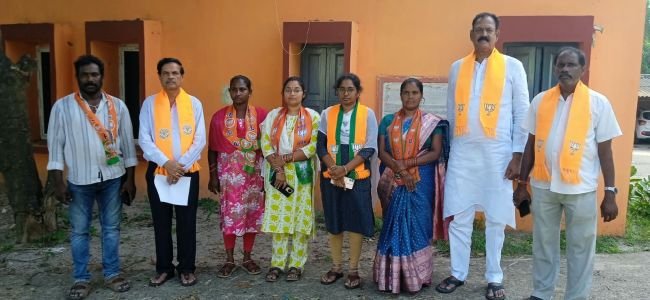 పద్మనాభంలో విద్యా కమిటీ ఎన్నికలలో కూటమి అభ్యర్థుల విజయభేరి