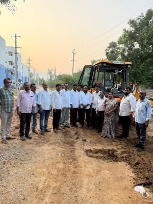 త్వరితగతిన కొమ్మది టిడ్కో గృహాలకు రోడ్లు పనులు ప్రారంభం.