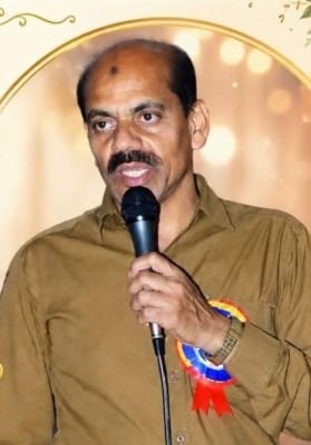 20 మంది హెచ్ఎం లకు షోకాజ్ నోటీసులు