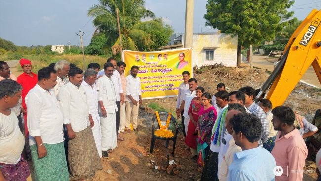 పల్లె పండుగ 3.0లో నాలుగు గ్రామాల్లో రోడ్లకు భూమిపూజ