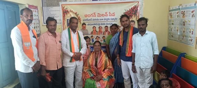 అంగన్‌వాడీ సిబ్బందికి ఘన సన్మానం
