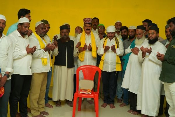 60 లక్షల వ్యయం తో ముస్లిం కమ్యూనిటీ భవనం నిర్మాణానికి భూమి పూజ 