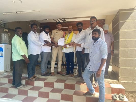 ఎమ్మెల్యే రోషన్‌కుమార్‌పై తప్పుడు ప్రచారంపై ఫిర్యాదులు
