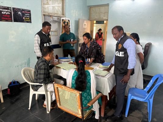 ప్రభుత్వ ఆసుపత్రిలో డీ-అడిక్షన్ సెంటర్ తనిఖీలు