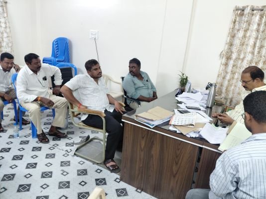 వ్యర్థాల బహిరంగ వేలంలో రికార్డు దుమ్ము.. ఎదులాపురం మున్సిపాలిటీకి రూ.13.50 లక్షల ఆదాయం