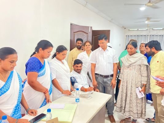 కార్మికుల ఆరోగ్య రక్షణకు ప్రాధాన్యత  - మేయర్ మూడ్ గణేష్ 