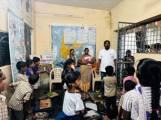 ప్రభుత్వ పాఠశాలల విద్యార్థుల విద్యా ప్రమాణాల పెంపునకు ప్రత్యేక కార్యక్రమాలు