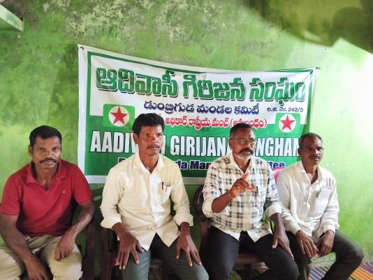 ప్రభుత్వ భూములను కాపాడండి