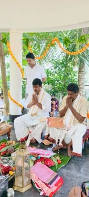 మాతృమూర్తికి ఘన నివాళులు అర్పించిన ధర్మాన సోదరులు...