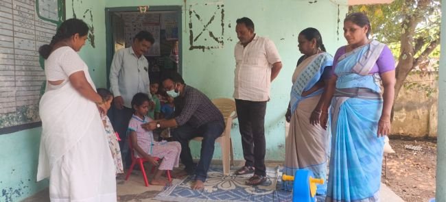 గాంధీనగర్‌ అడవి కాలనీలో వైద్య శిబిరం