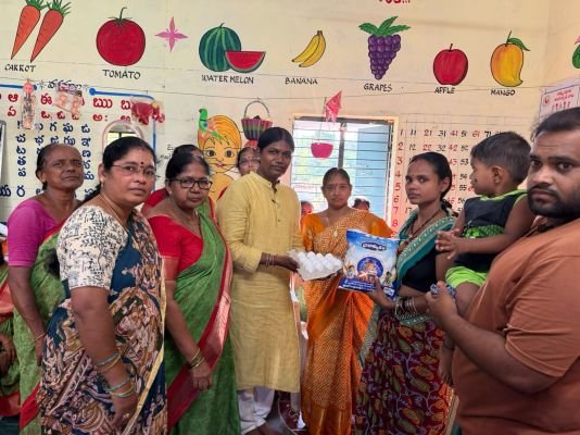 గర్భిణీలు పోషకాహారాన్ని తప్పనిసరిగా తీసుకోవాలి