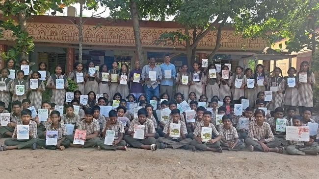 పెంటలో కథల అనువాద పోటీలు